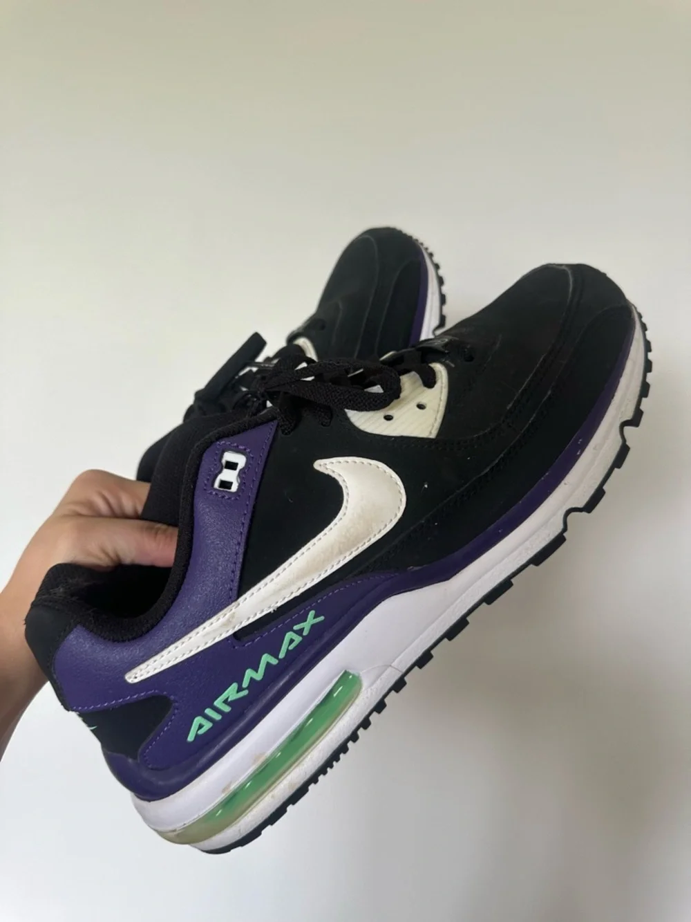 Nike Air Max Black Purple Green Sneakers Size 11 GUC